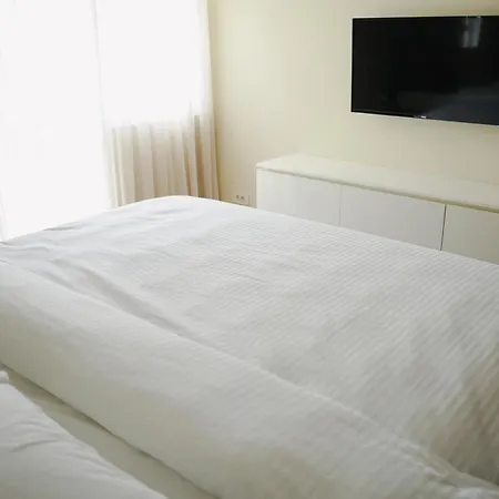 Apartment Urbanstay Апартаменты